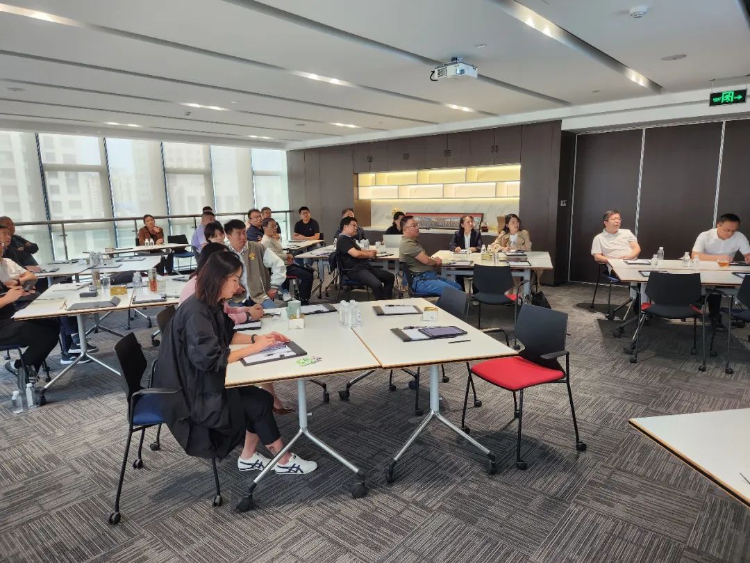 1696667806388940.jpg 640.jpg